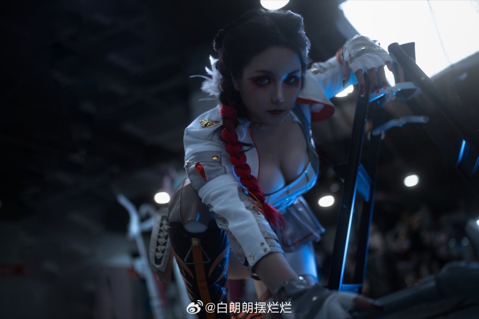 Apex英雄 罗芭 Cosplay ［小心，我会粉碎你的心。］